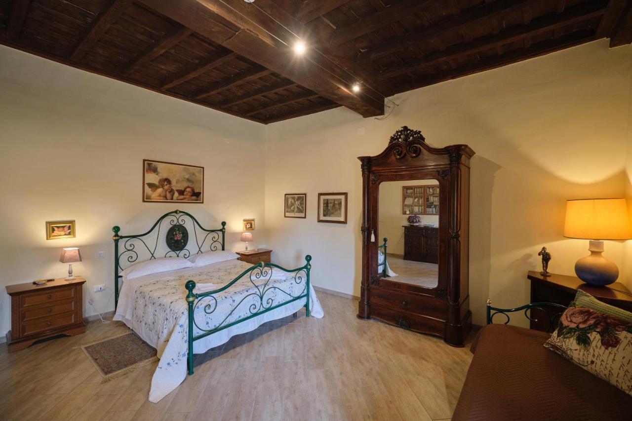 Palazzo Mazzini Bed & Breakfast Bagnoregio Bagian luar foto